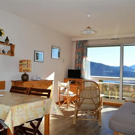 Appartement T2 Au Pied Des Pistes Avec Parking - Fr-1-593-43 * Les Angles (Pyrenees-Orientales)